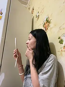 Snapshot of Starry_Siren chatting on February 2, 2:13 pm Starry Siren online show from February 2, 2:13 pm