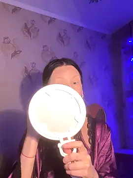 Snapshot of Starry_Siren chatting on December 16, 5:40 pm Starry Siren online show from December 16, 5:40 pm