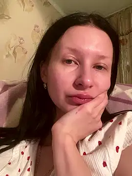 Starry Siren online show from February 1, 2:04 pm