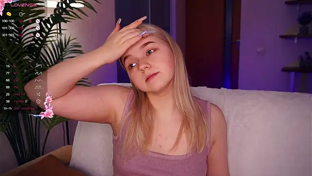 ZaraCreedon online show from January 18, 11:11 pm