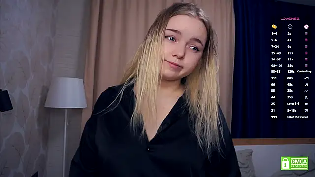 ZaraCreedon online show from December 3, 5:04 am