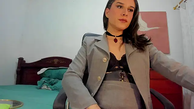 misstresbigcockts online show from April 14, 10:16 pm