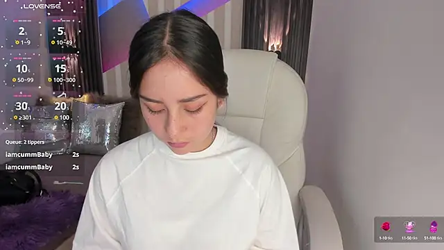 emily layton online show from February 1, 9:51 pm