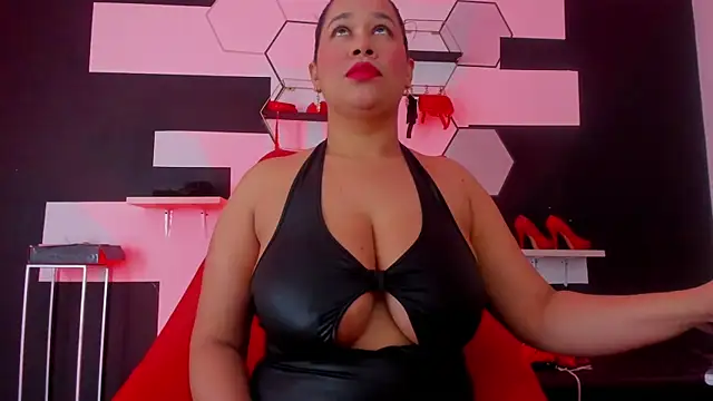 Snapshot of alondrabigtits chatting on February 10, 12:39 pm alondrabigtits online show from February 10, 12:39 pm
