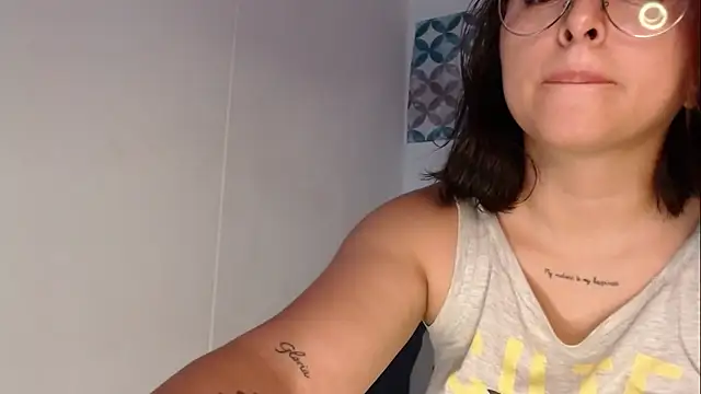 Aria smith01 online show from October 3, 1:41 pm