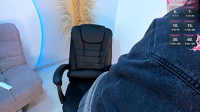 Ada Monroe10 online show from September 19, 1:23 pm