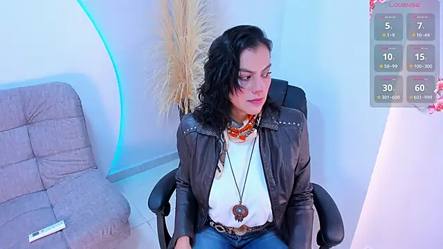 Ada Monroe10 online show from October 3, 2:03 pm