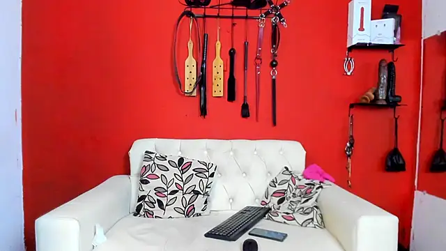 Snapshot of MIA_SOPHIA1 chatting on January 31, 4:25 am MIA SOPHIA1 online show from January 31, 4:25 am