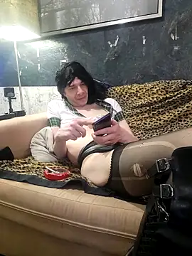 Snapshot of Doggyray44 chatting on January 18, 3:38 pm Doggyray44 online show from January 18, 3:38 pm