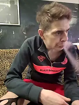 Snapshot of Doggyray44 chatting on February 1, 4:35 am Doggyray44 online show from February 1, 4:35 am