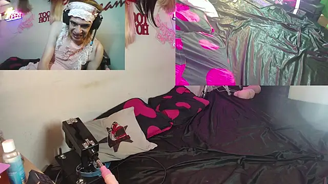 Snapshot of Doggyray44 chatting on September 13, 11:37 pm Doggyray44 online show from September 13, 11:37 pm