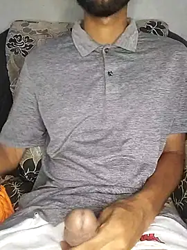 Snapshot of Smartboi007 chatting on September 18, 6:26 am Smartboi007 online show from September 18, 6:26 am