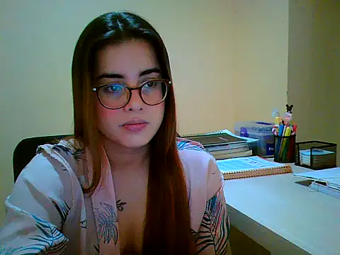 maliamiller online show from September 12, 9:37 pm