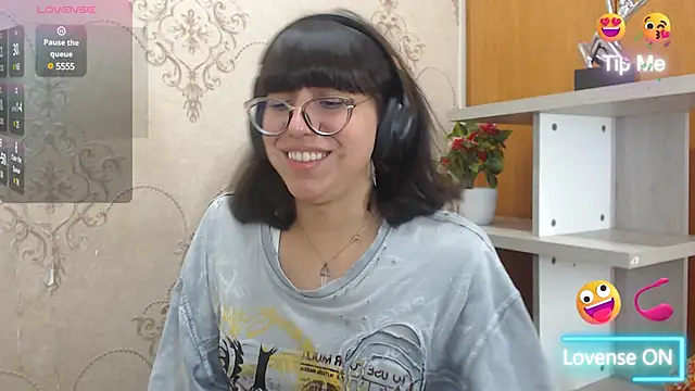 Snapshot of Nataly_Cloud chatting on December 11, 3:26 pm Nataly Cloud online show from December 11, 3:26 pm