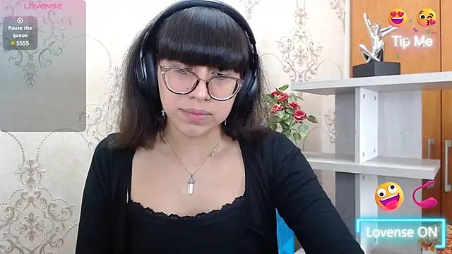 Snapshot of Nataly_Cloud chatting on December 19, 12:45 pm Nataly Cloud online show from December 19, 12:45 pm
