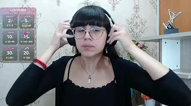 Snapshot of Nataly_Cloud chatting on February 7, 1:01 pm Nataly Cloud online show from February 7, 1:01 pm