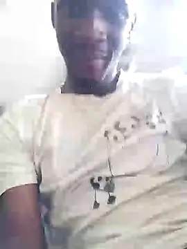 Snapshot of hotyoung24 chatting on January 18, 11:21 am hotyoung24 online show from January 18, 11:21 am