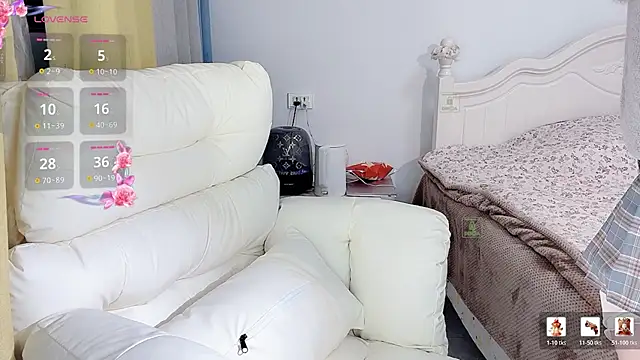 Caitlyn   online show from December 19, 12:23 pm