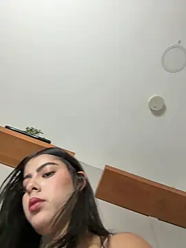 Snapshot of DakotaShelby chatting on April 25, 11:57 pm DakotaShelby online show from April 25, 11:57 pm
