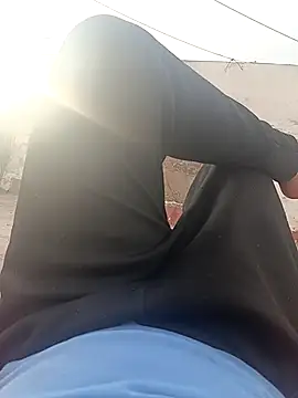 MostafaJr97 online show from April 4, 5:43 pm