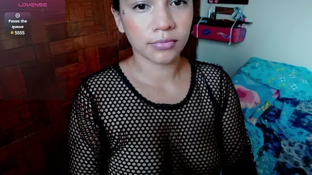 Mia brunette26 online show from February 8, 9:04 pm