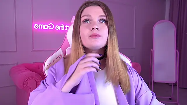 CrystalLyons online show from January 30, 12:37 pm