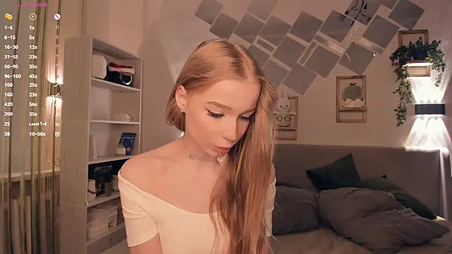 EvaSolisv online show from February 21, 7:31 am