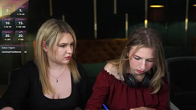 Michelle 054 online show from December 16, 3:54 pm