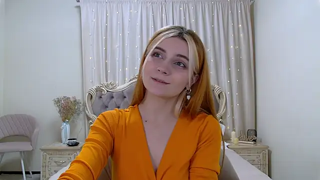 KellyStone online show from January 24, 8:23 am