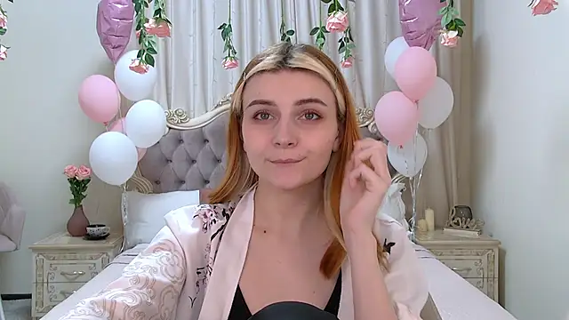 KellyStone online show from March 11, 8:09 pm