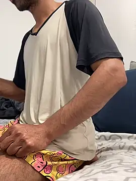 Lucascacaca online show from April 6, 6:53 pm