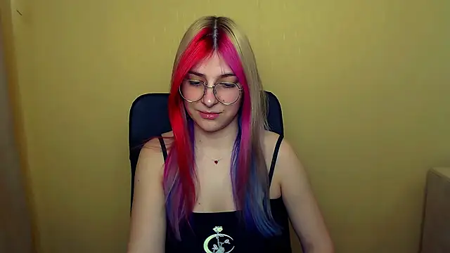 Snapshot of Luna_Lush_ chatting on March 5, 11:38 am Luna Lush online show from March 5, 11:38 am