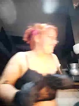 SophiaWeestt99 online show from February 13, 5:05 am