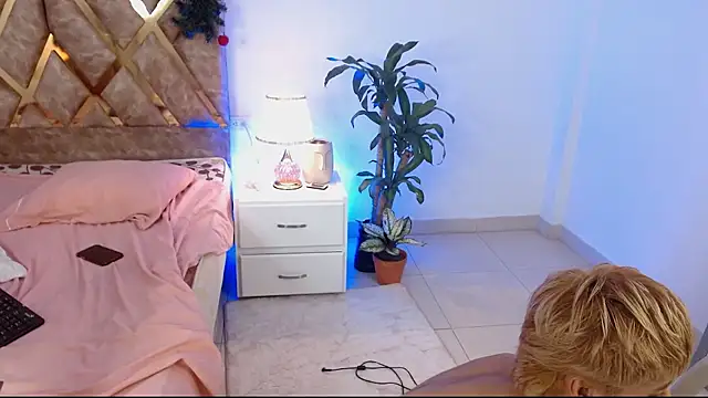 Tommyfoxboy online show from December 20, 12:08 am