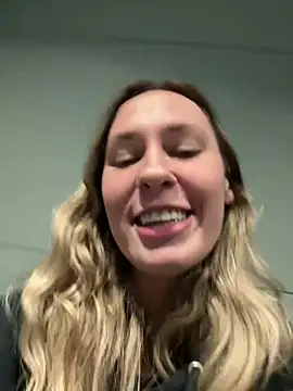 M1ssyk1ssy online show from January 1, 6:49 pm