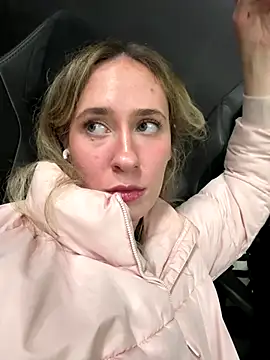 M1ssyk1ssy online show from December 14, 7:18 pm