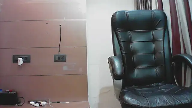 Snapshot of collage_hoty chatting on October 2, 4:47 pm collage hoty online show from October 2, 4:47 pm