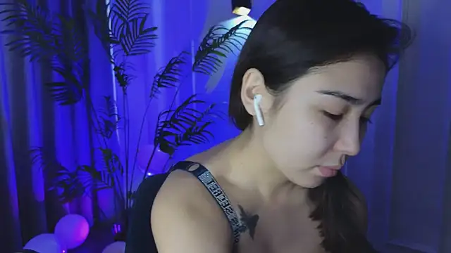 Snapshot of Deiri_Delightful chatting on December 18, 6:21 am Deiri Delightful online show from December 18, 6:21 am