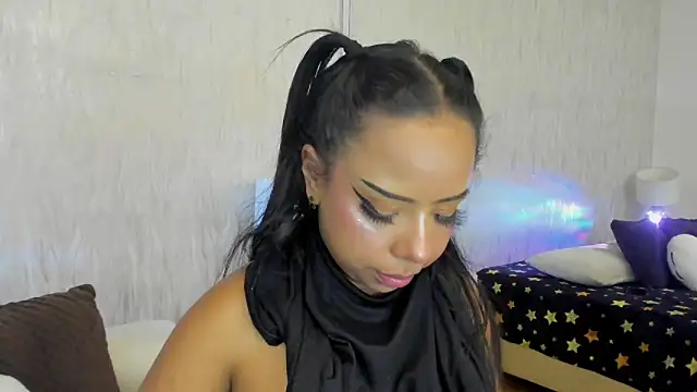 DafneMillers online show from December 18, 7:52 pm