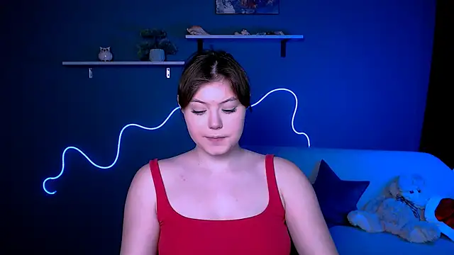 nikole kitt online show from February 11, 8:31 pm