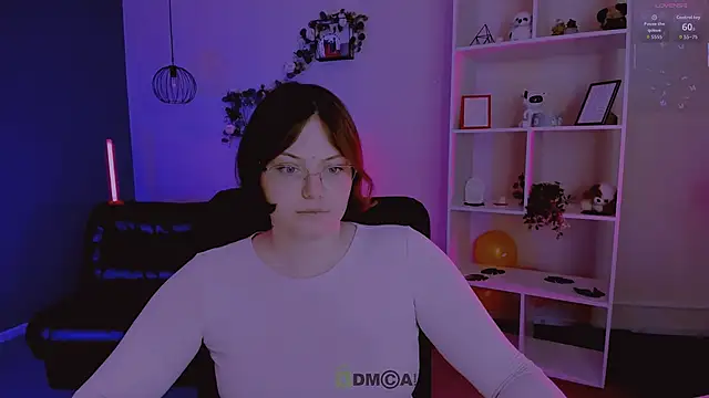 nikole kitt online show from April 13, 6:57 pm