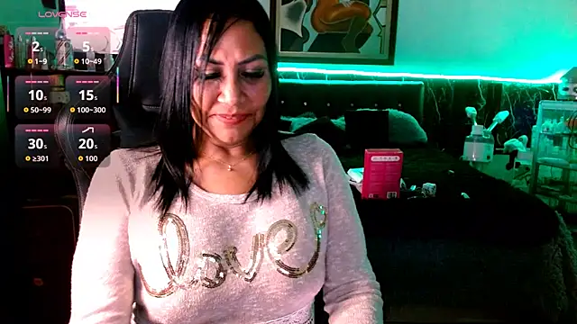 Snapshot of Demion_prince chatting on December 21, 2:30 am Demion prince online show from December 21, 2:30 am