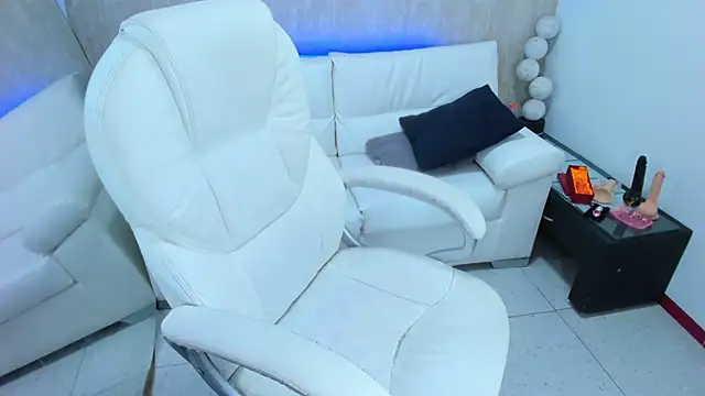 meggan 77 online show from January 17, 9:39 am