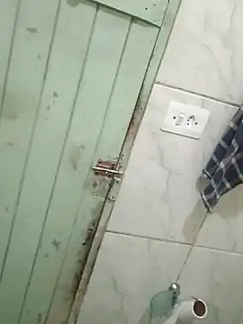 DitchingThrottle online show from January 9, 4:32 pm