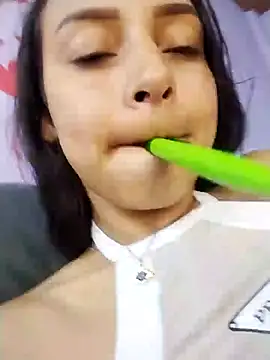 emma ambar online show from February 20, 4:28 am