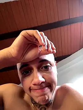 Snapshot of _PhillipBrown chatting on September 18, 8:44 pm PhillipBrown online show from September 18, 8:44 pm