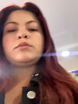 Snapshot of lia_moon77 chatting on December 8, 7:43 pm lia moon77 online show from December 8, 7:43 pm