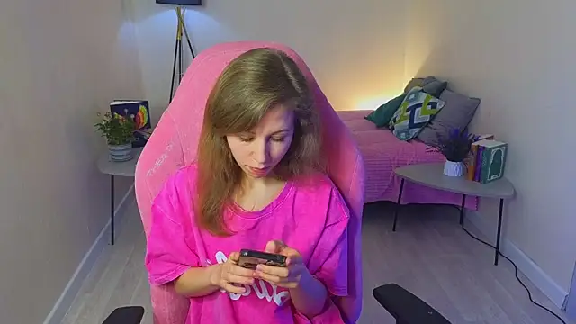 Snapshot of Lill_Mary chatting on January 14, 2:19 am Lill Mary online show from January 14, 2:19 am