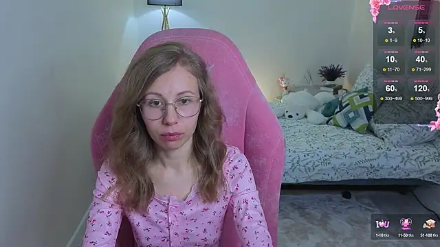 Snapshot of Lill_Mary chatting on September 16, 2:45 am Lill Mary online show from September 16, 2:45 am