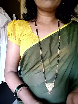 Snapshot of anuradha1432 chatting on May 24, 10:42 am anuradha1432 online show from May 24, 10:42 am